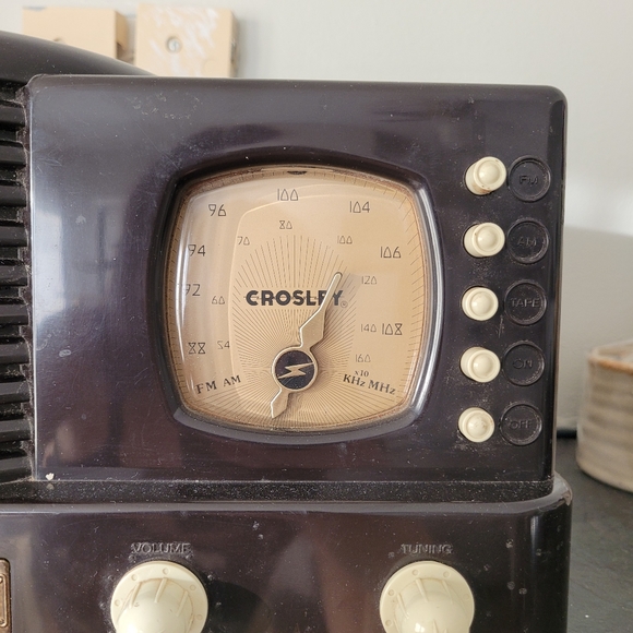 Crosley collector's edition radio - Picture 2 of 12